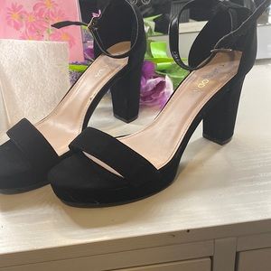 TOP moda black heels